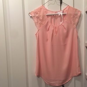 NWT - Candie’s XS pink lace cap sleeve blouse